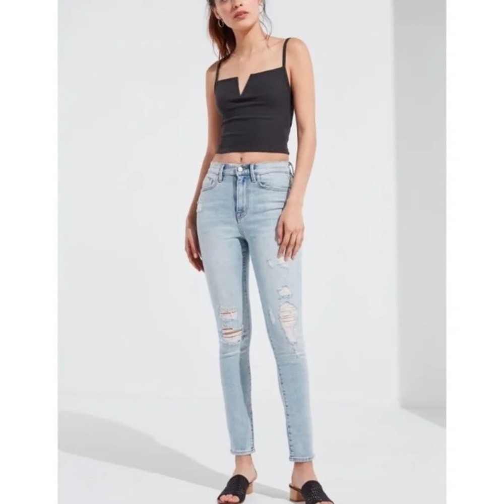 urban outfitters bdg ripped twig high rise jeans light blue wash, women size 27